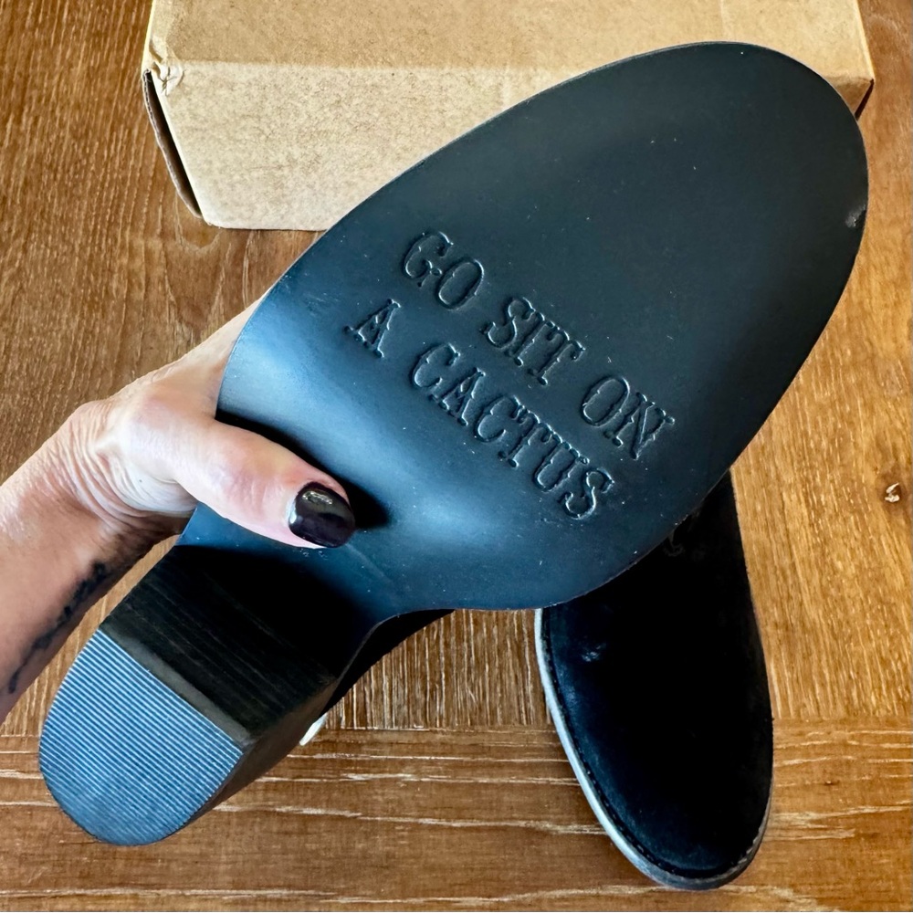 NIB black suede Matisse Understated Double Jay bootie 8.5 - Picture 11 of 14
